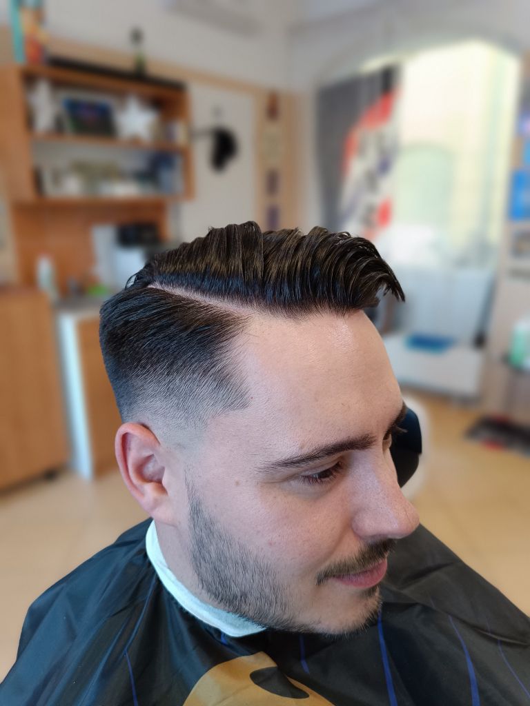 Barber shop mosonmagyaróvár férfi frizura