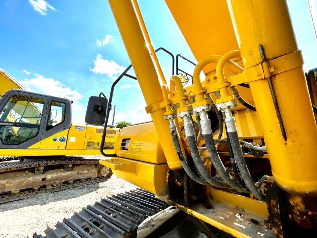 建機整備の様子