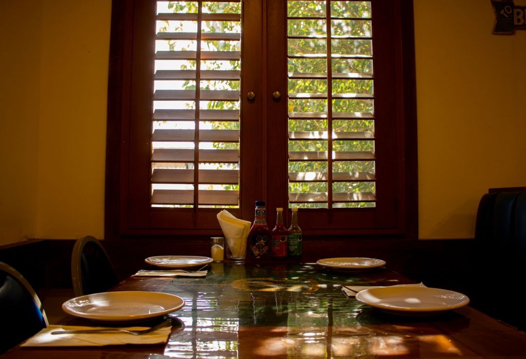 Mesas con luz natural - Vistas al exterior