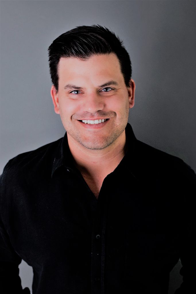 Tyler Giesbrecht - AI Consultant