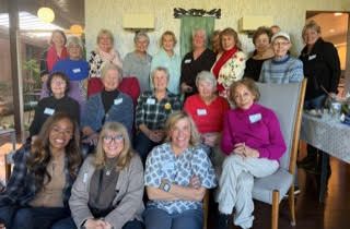 Contemporary women leaders gathering