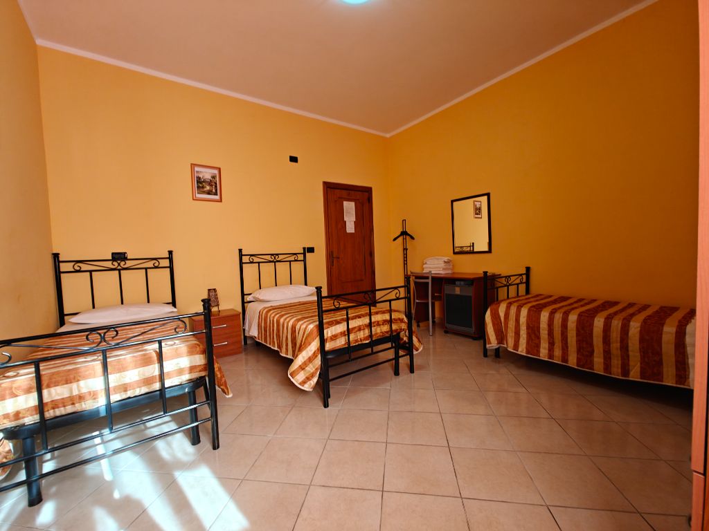 Camera Tripla B&B Al Cedir 2