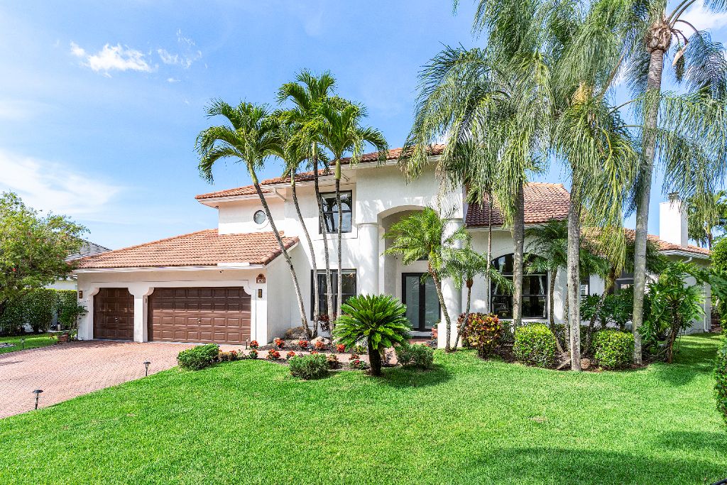 Exterior view of 7056 NW 67th Ter